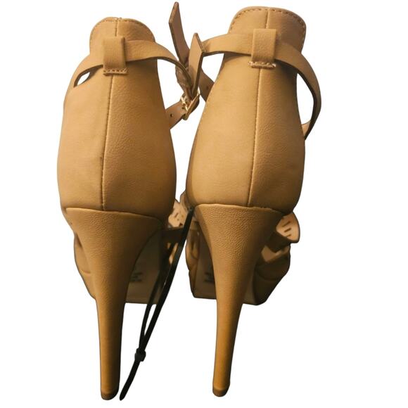 NWOT Golden Tan Cutout Platform Heels By Delicious Shoes Women's Size 7.5 - Picture 4 of 10